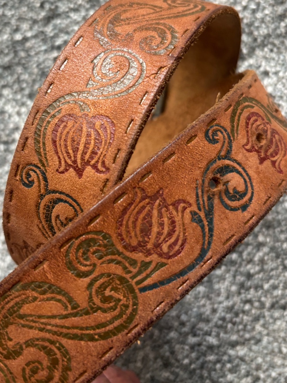 vintage-style brown genuine leather western belt featuring floral scroll work - Picture 5 of 6